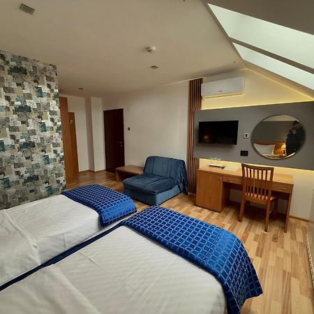 Motel M Vlasenica Extérieur photo