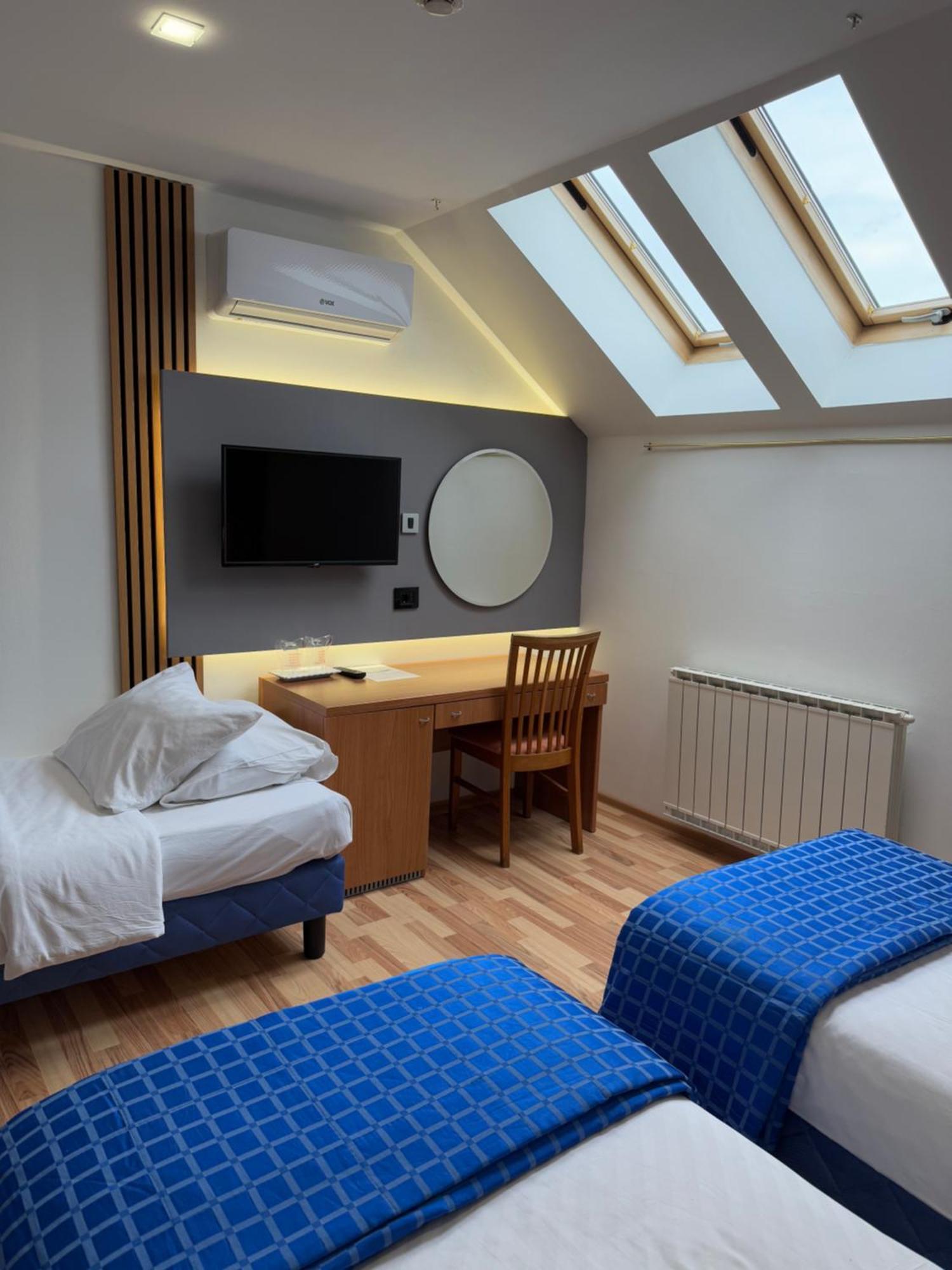 Motel M Vlasenica Extérieur photo