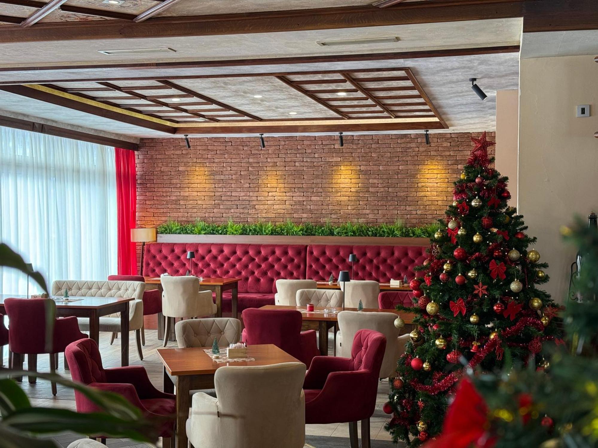 Motel M Vlasenica Extérieur photo