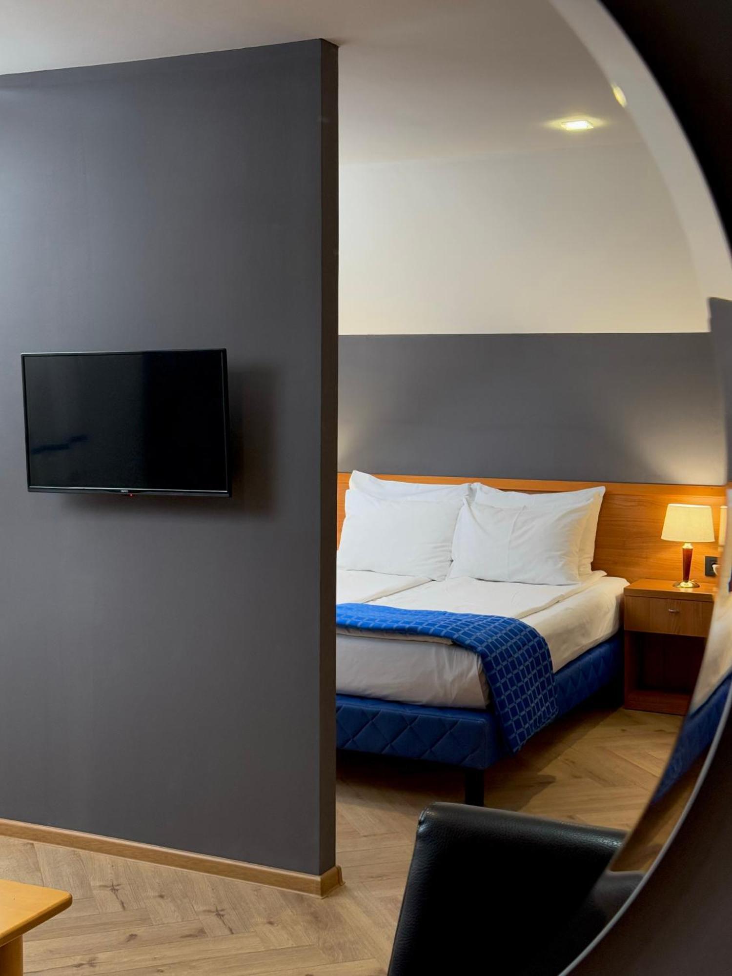 Motel M Vlasenica Extérieur photo